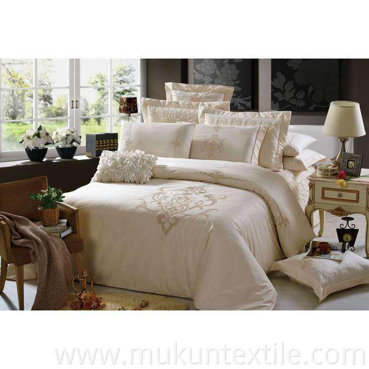  Cotton Embroidery Bedding Set